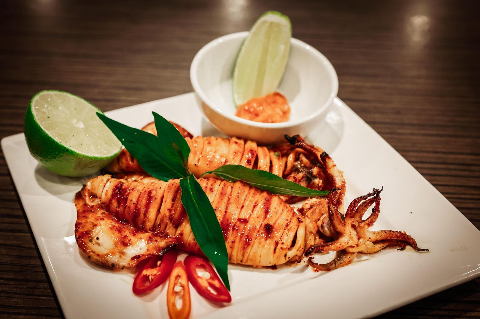 Grilled squid with chilli and lime